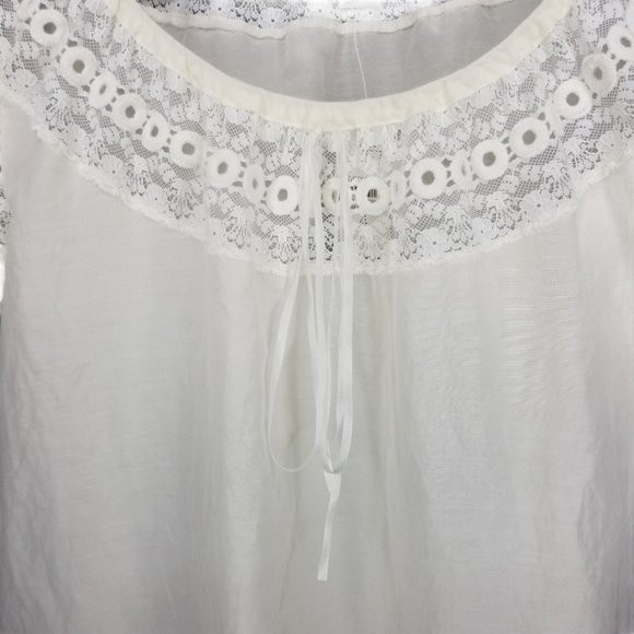 Ann Taylor LOFT Cream Short Sleeve Blouse Size 4 - Picture 4 of 5